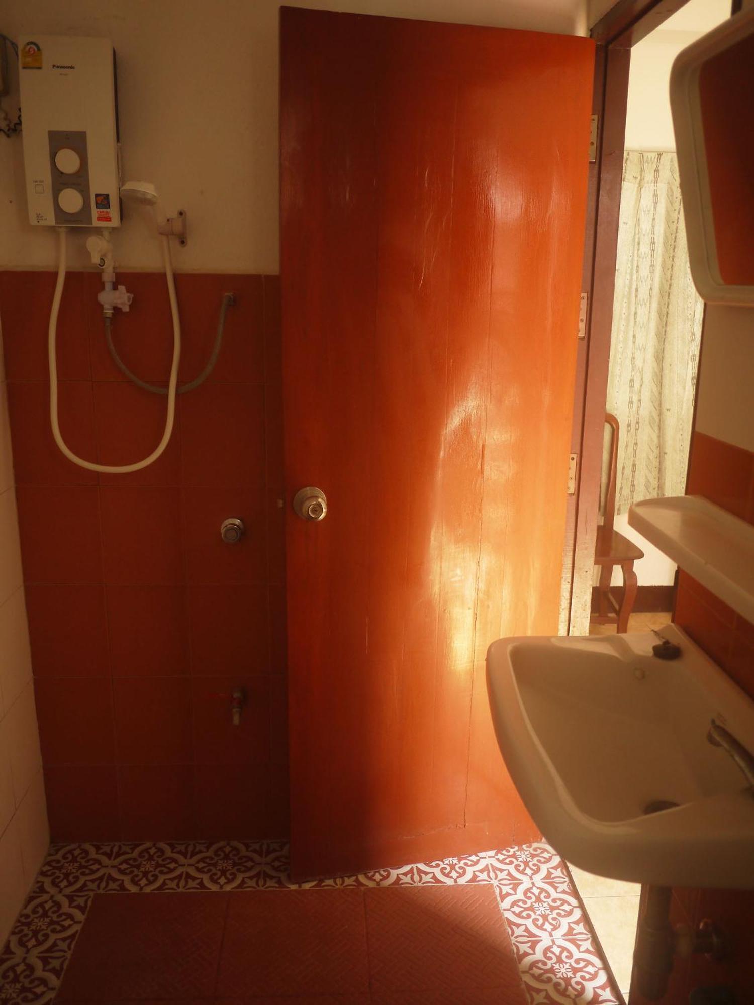Sarah Guest House Chiang Mai Extérieur photo