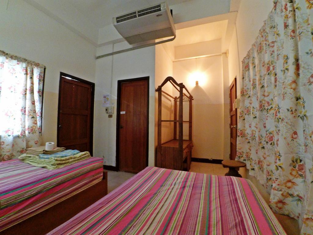 Sarah Guest House Chiang Mai Extérieur photo