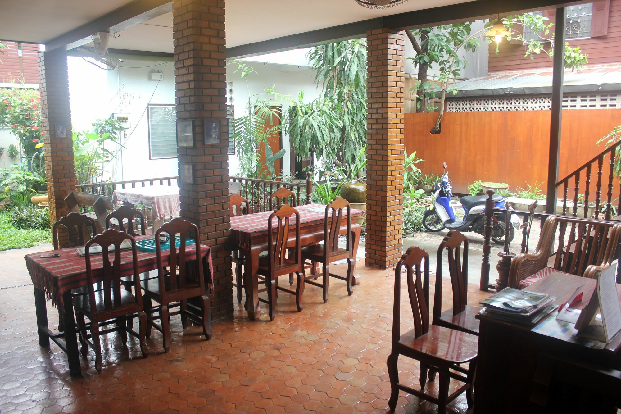 Sarah Guest House Chiang Mai Extérieur photo