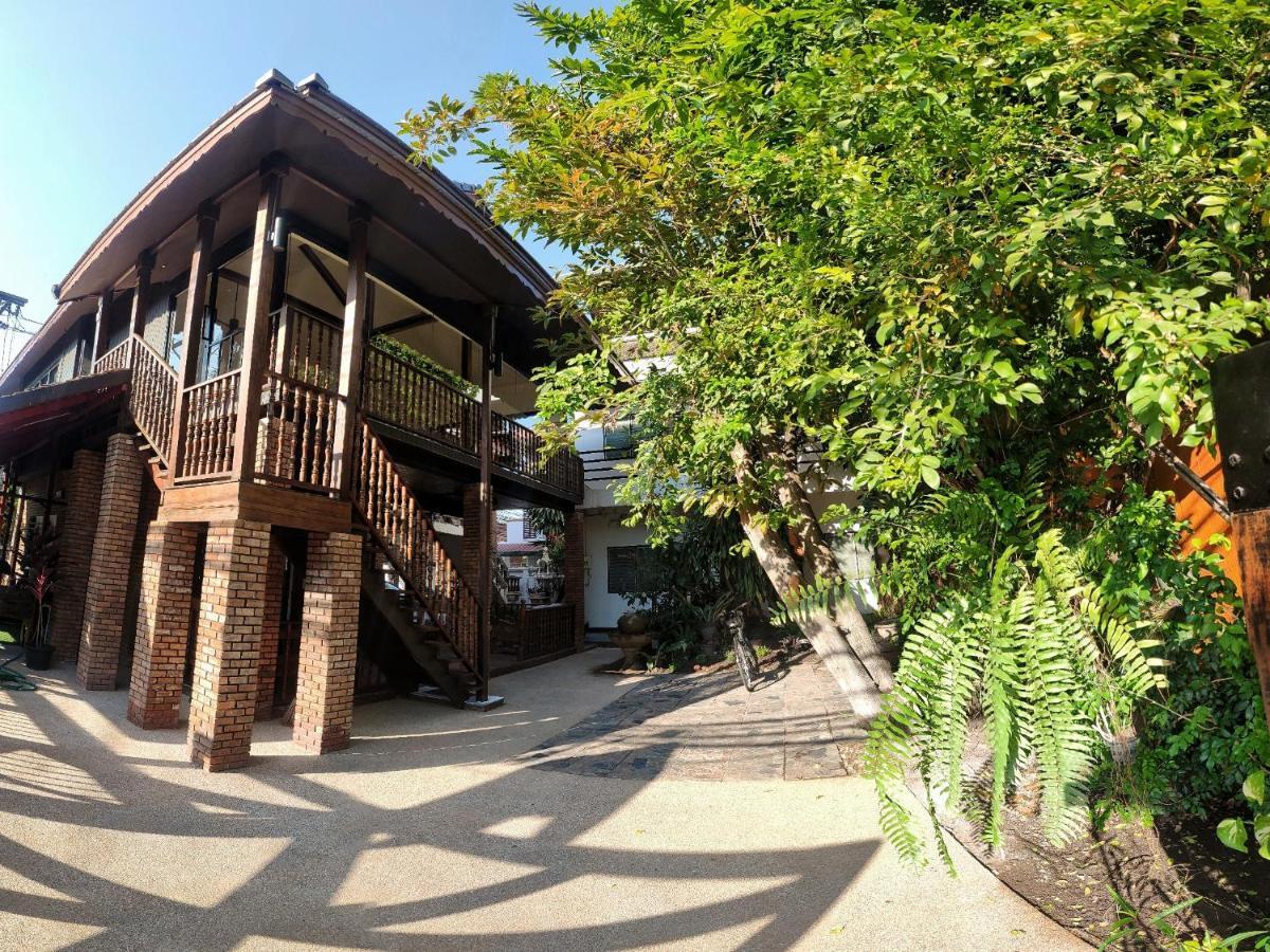 Sarah Guest House Chiang Mai Extérieur photo