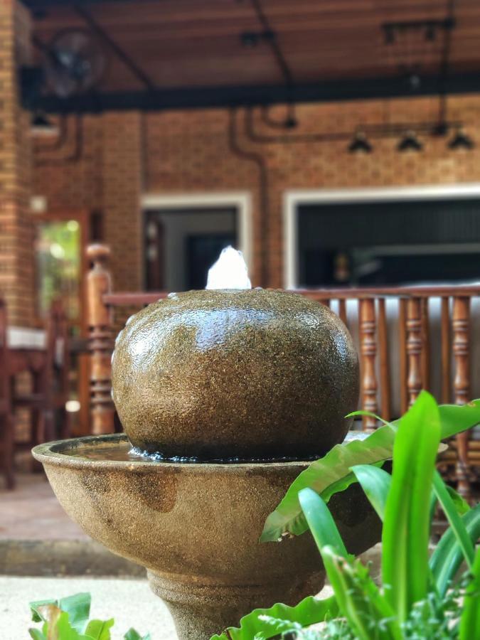 Sarah Guest House Chiang Mai Extérieur photo